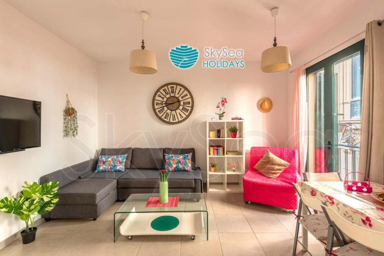 Skysea Holidays City Center Suites Малага Екстериор снимка