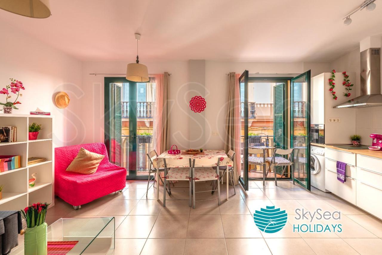 Skysea Holidays City Center Suites Малага Екстериор снимка