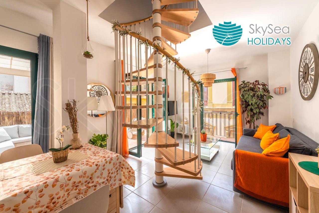 Skysea Holidays City Center Suites Малага Екстериор снимка