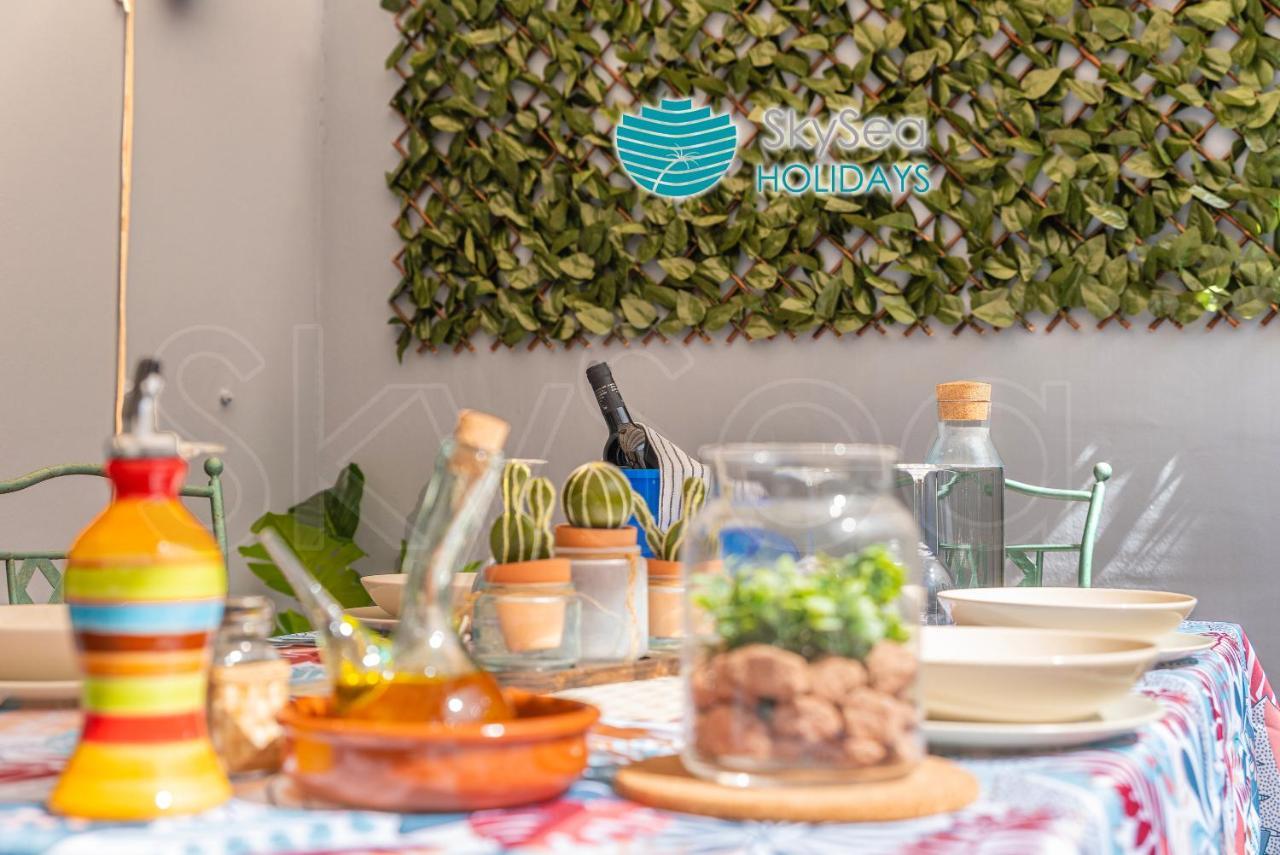 Skysea Holidays City Center Suites Малага Екстериор снимка