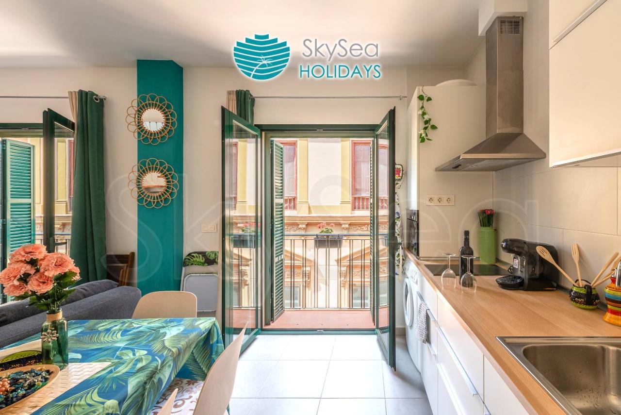 Skysea Holidays City Center Suites Малага Екстериор снимка