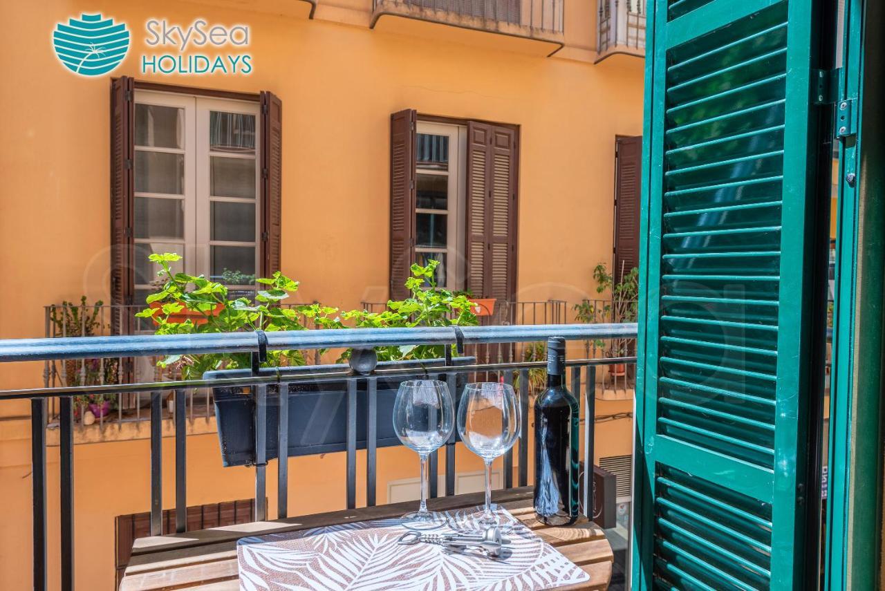Skysea Holidays City Center Suites Малага Екстериор снимка
