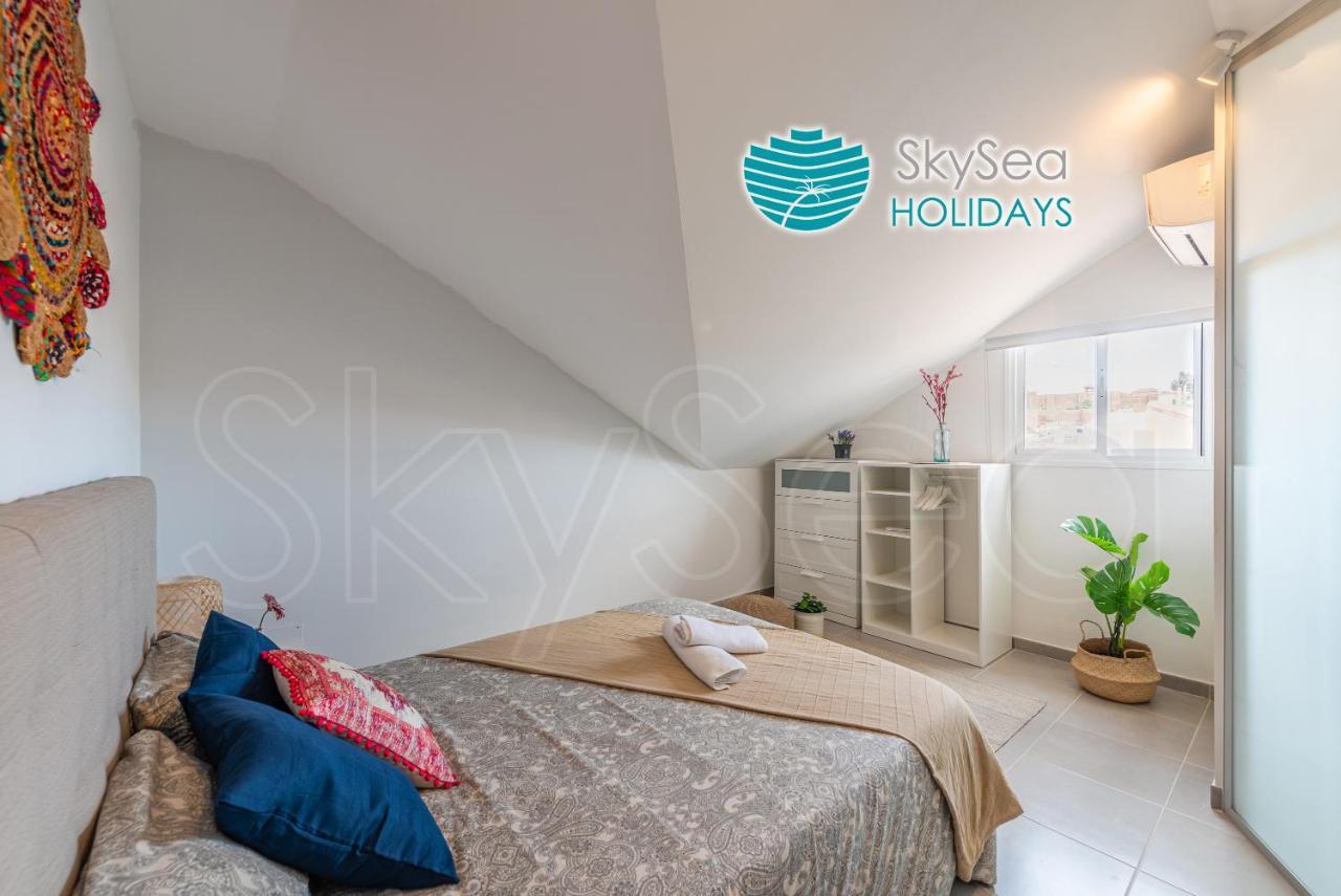 Skysea Holidays City Center Suites Малага Екстериор снимка