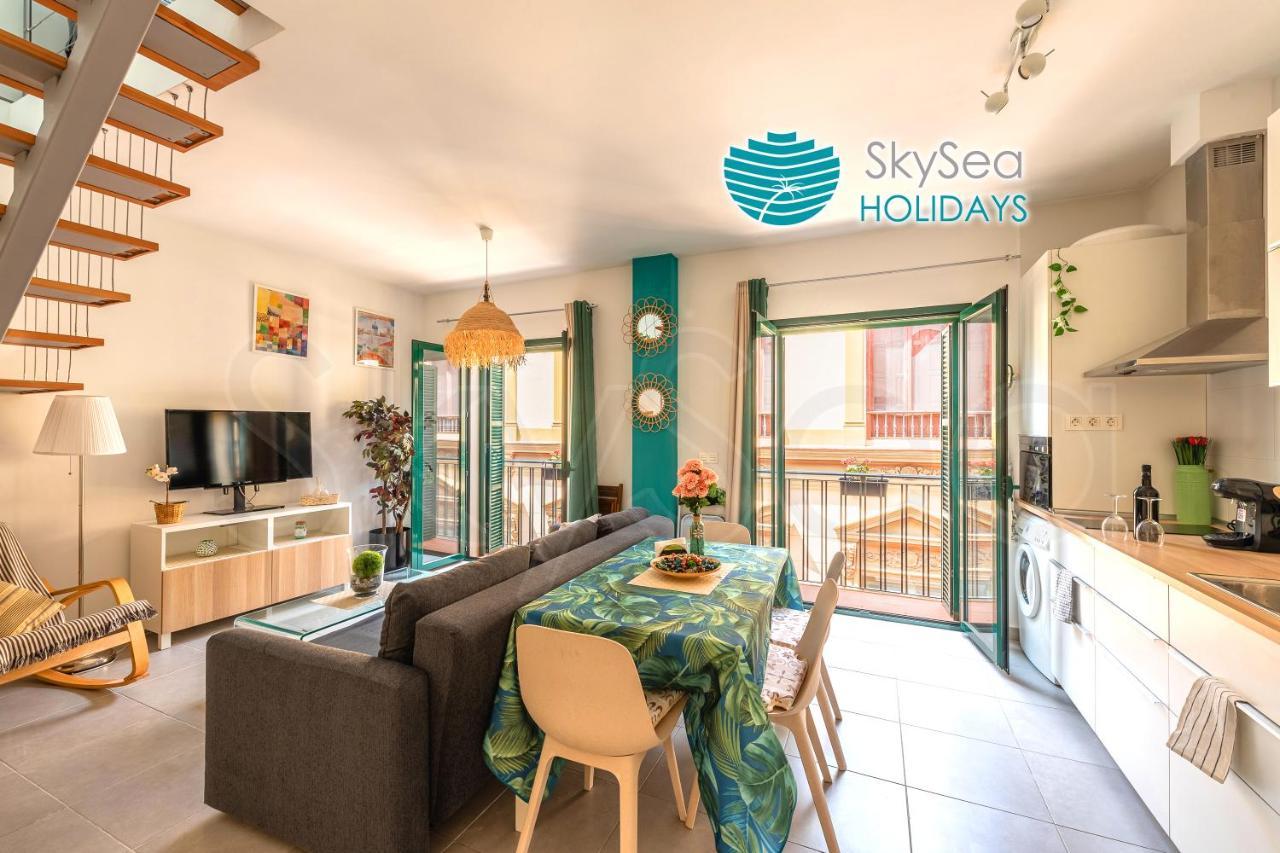 Skysea Holidays City Center Suites Малага Екстериор снимка