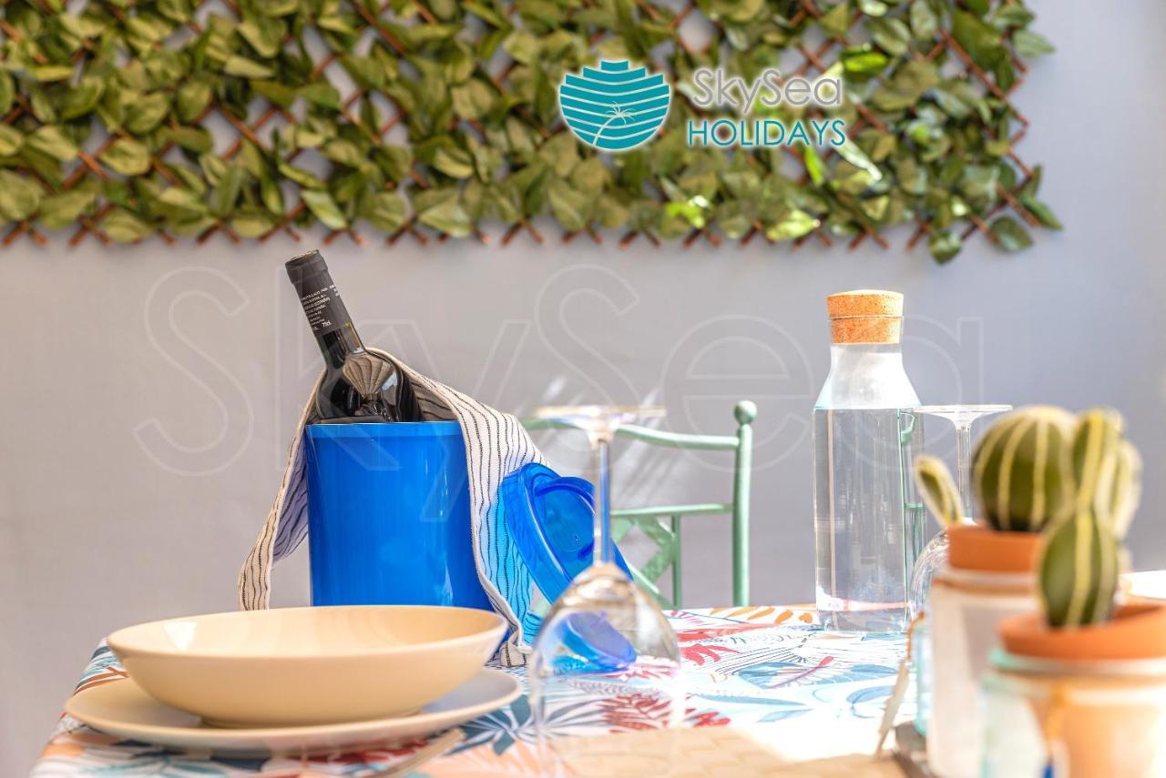 Skysea Holidays City Center Suites Малага Екстериор снимка