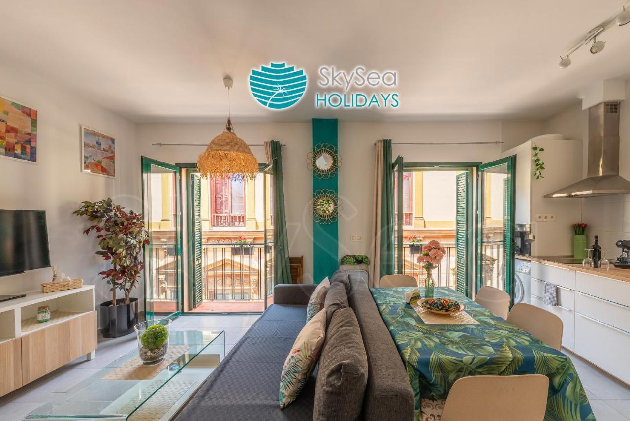 Skysea Holidays City Center Suites Малага Екстериор снимка
