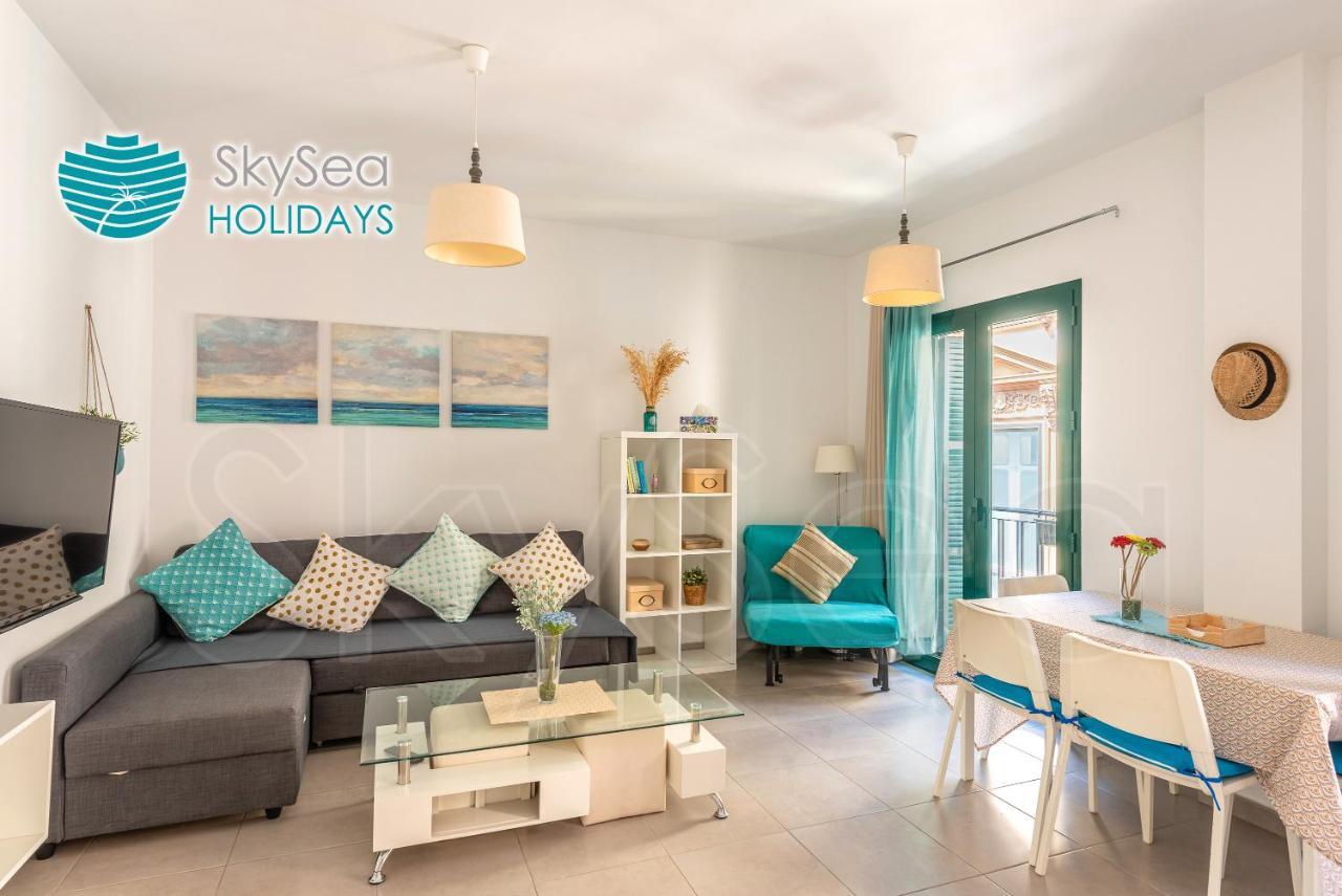 Skysea Holidays City Center Suites Малага Екстериор снимка