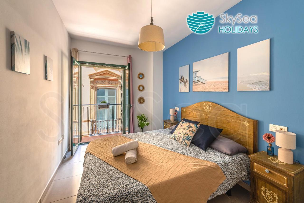 Skysea Holidays City Center Suites Малага Екстериор снимка